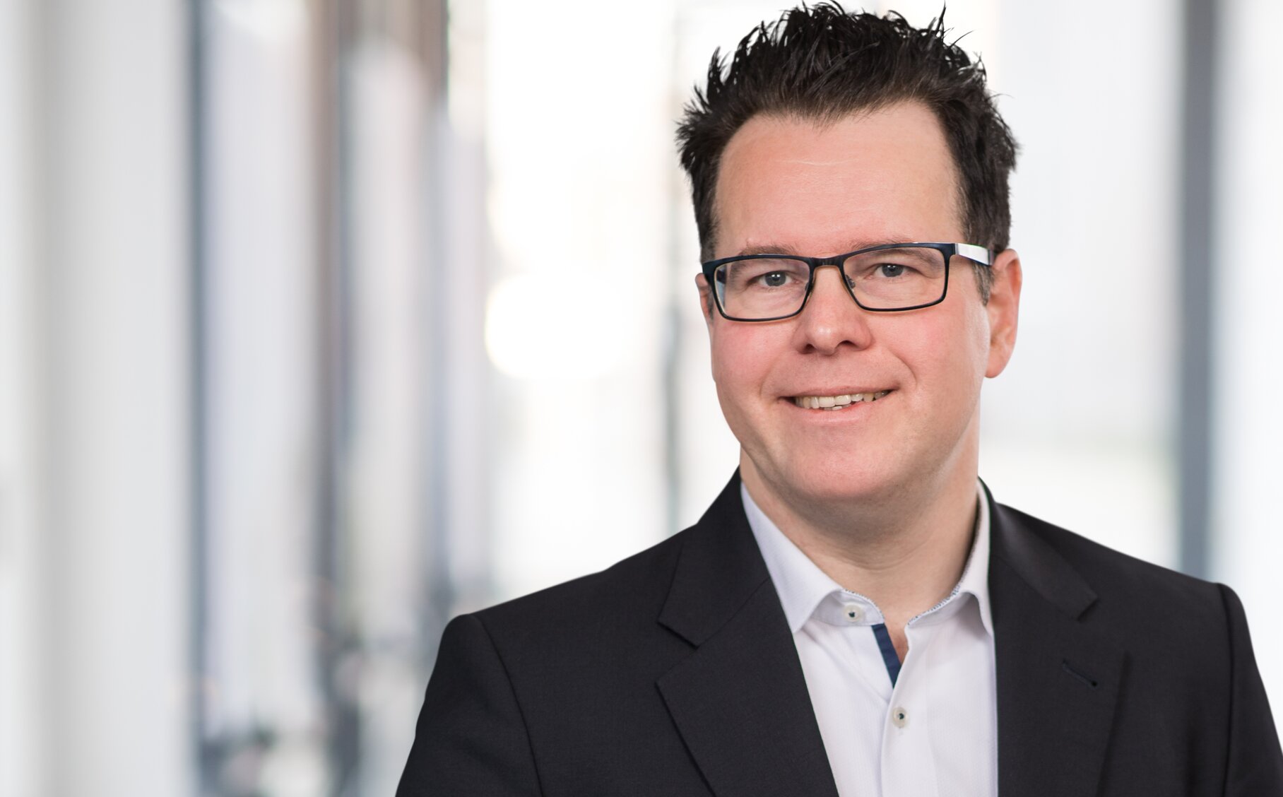 Stefan Mensching - MACH AG