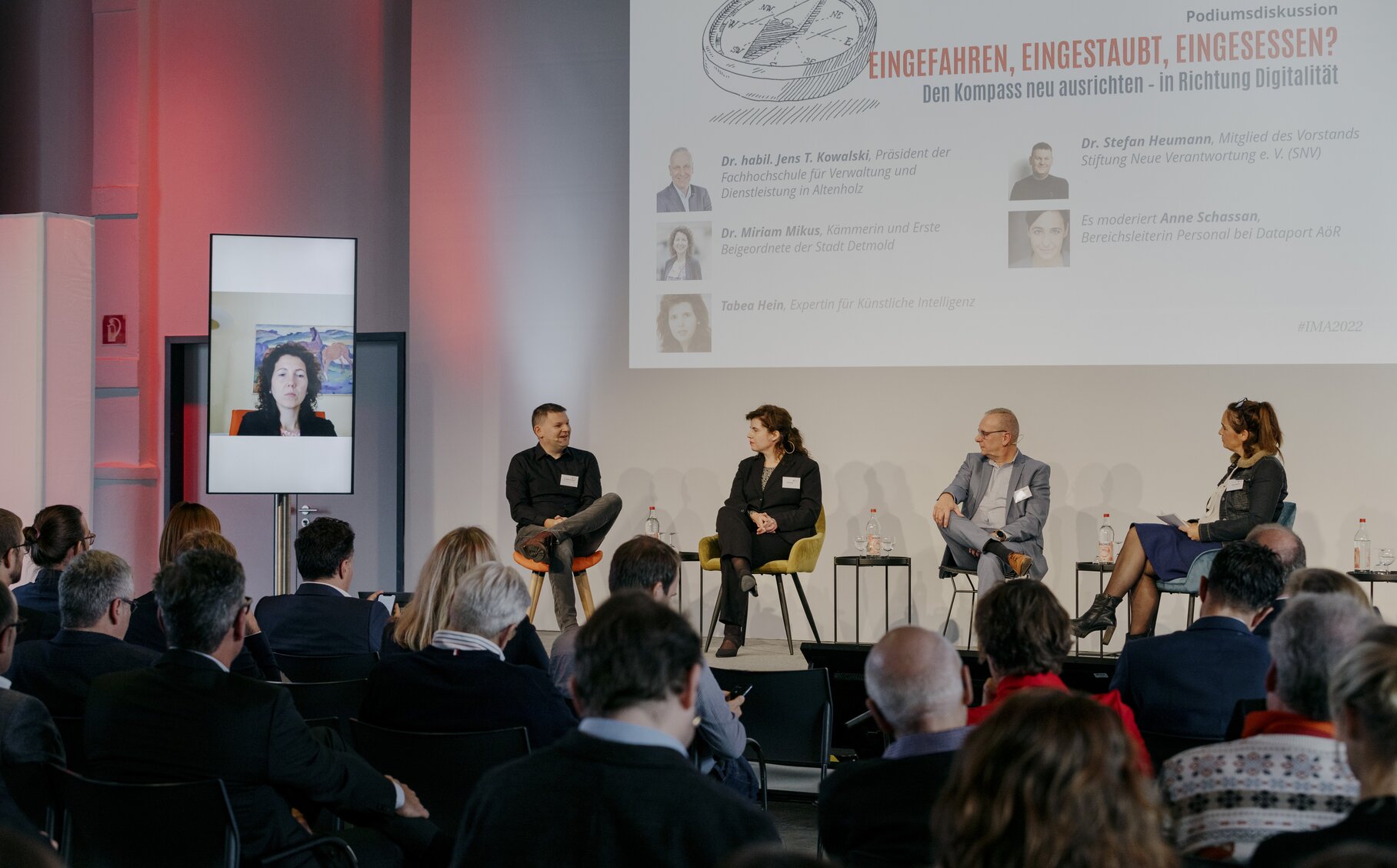 Podiumsdiskussion - Innovatives Managment 2022