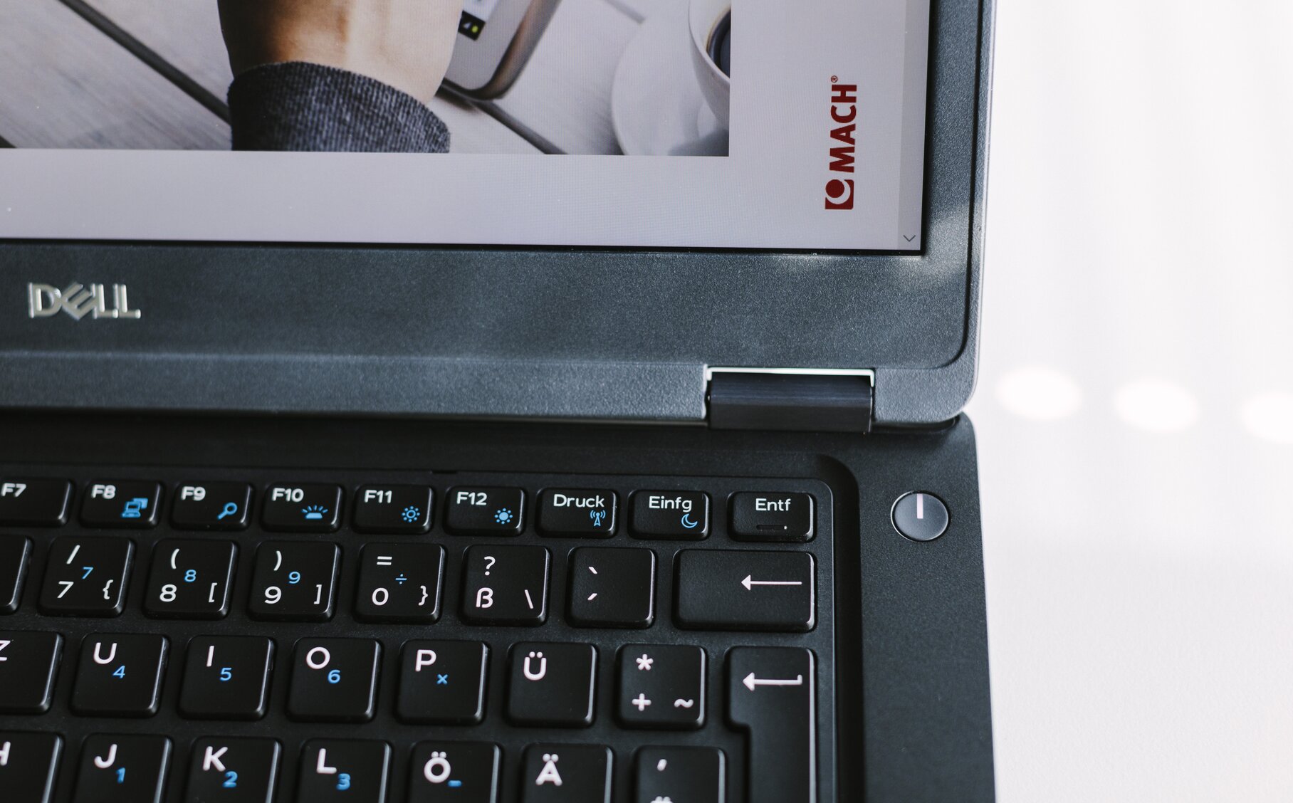 Notebook MACH AG | © MACH AG